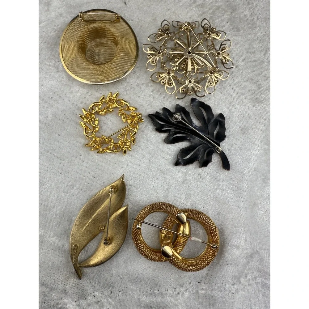 Vintage Brooch Lot Leaf‎ Hat Flower Gold Tone Some Signed
